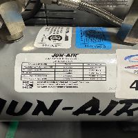 Jun-Air OF302-4B Compressor image 1